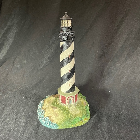 Spencer Collin, Lighthouse - Picture 2 of 6